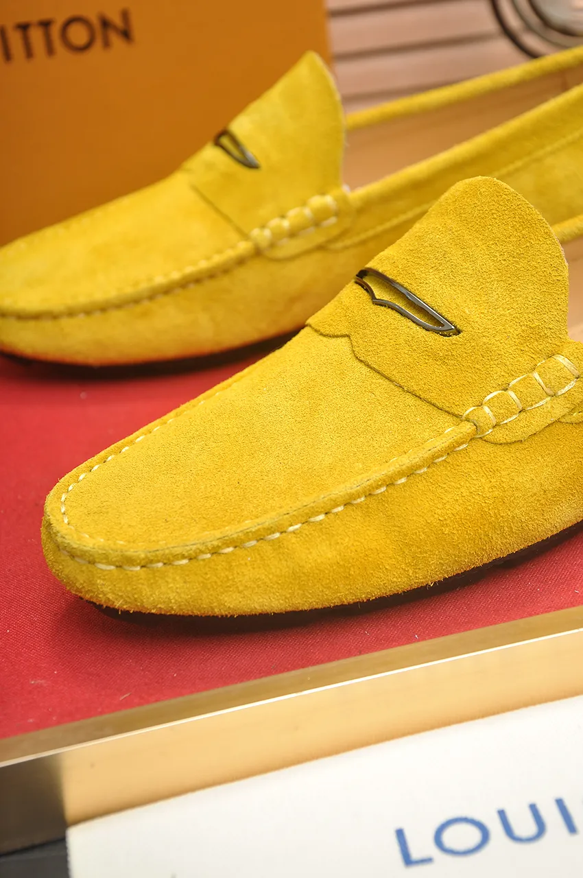 Men's men's shoes 💰420💶 [LV Doudou shoes] (water-dyed cowhide lining) new model is on the market, available on the official website. The new Doudou shoes are processed into single-color materials, and the uppers are made of imported horsehide leather. The body of the shoe is fully hemmed with mark thread, and is lined with imported original cowhide leather. The elegant shoe shape is super suitable for all-matching, and the size is 38-44.